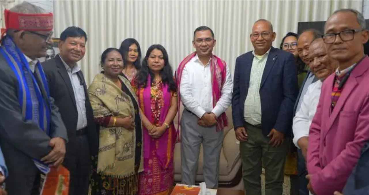 তারেক রহমানের সঙ্গে ক্ষুদ্র জাতিগোষ্ঠী দলের নেতাদের বৈঠক