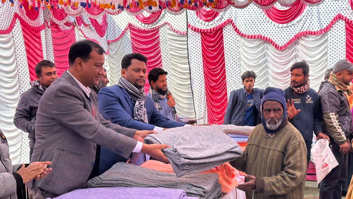 যমুনা ব্যাংক ফাউন্ডেশনের উদ্যোগে শীতার্তদের মাঝে শীতবস্ত্র বিতরণ