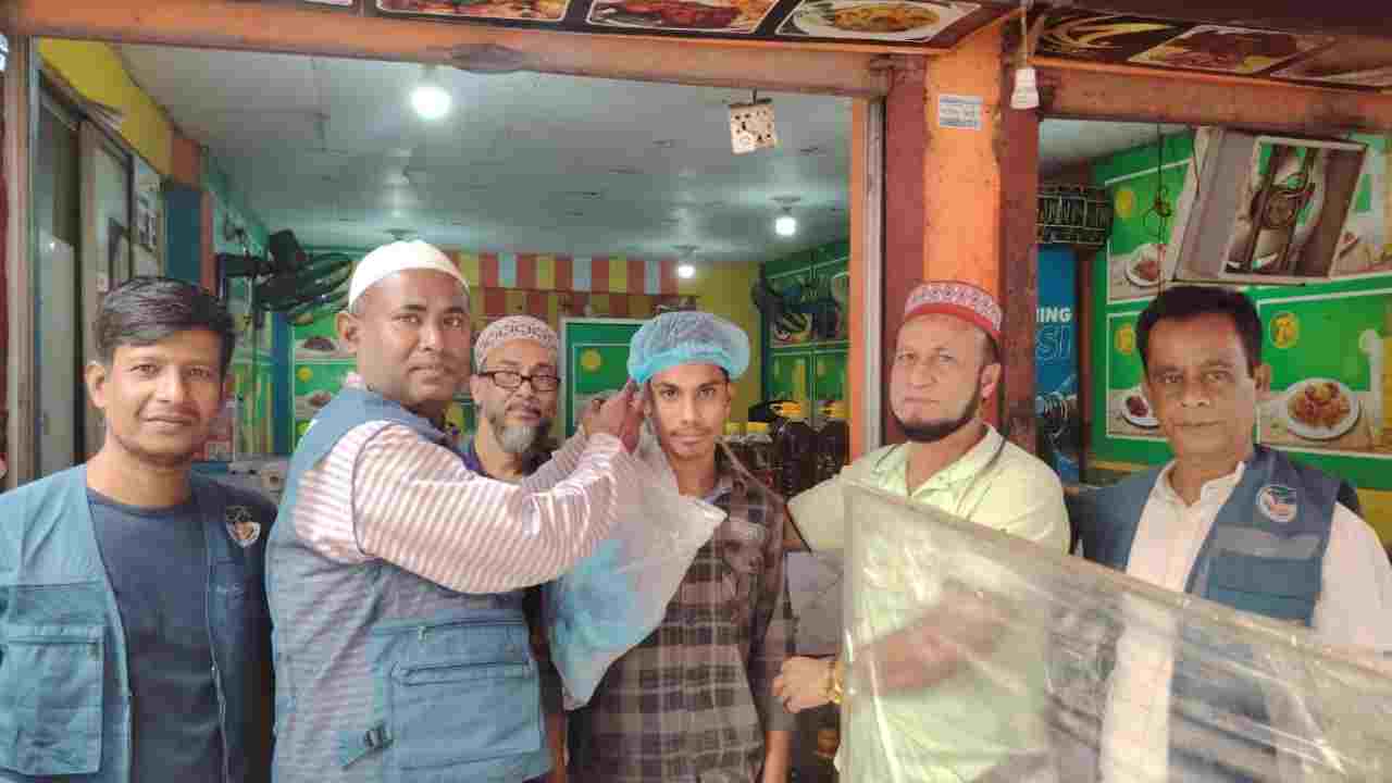 স্বাস্থ্য সুরক্ষা সামগ্রী বিতরণ গাজীপুরে ক্লিন সোসাইটি